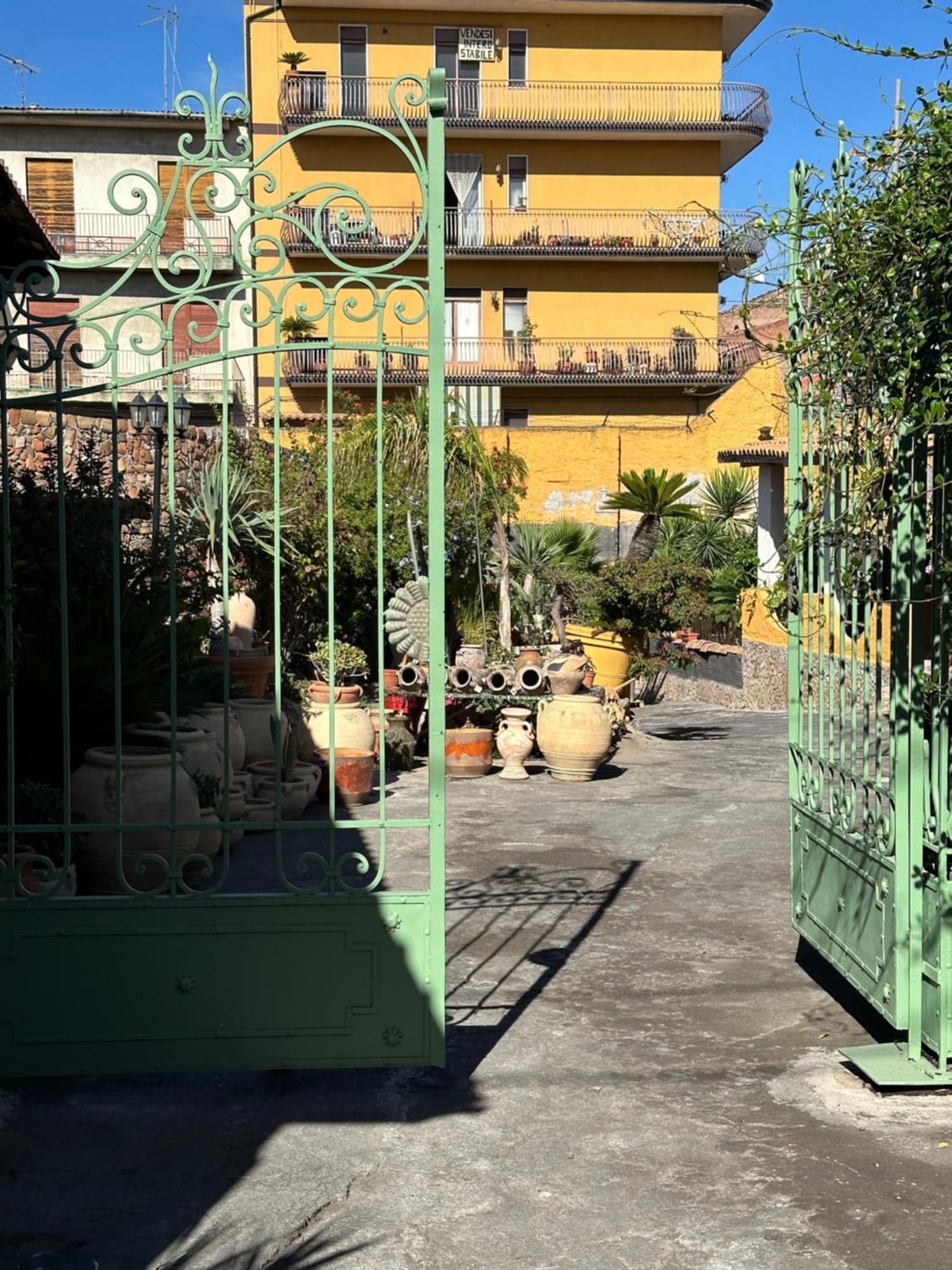 Villa Garden Of Bitter Aeroporto di Catania Fontana Rossa Esterno foto